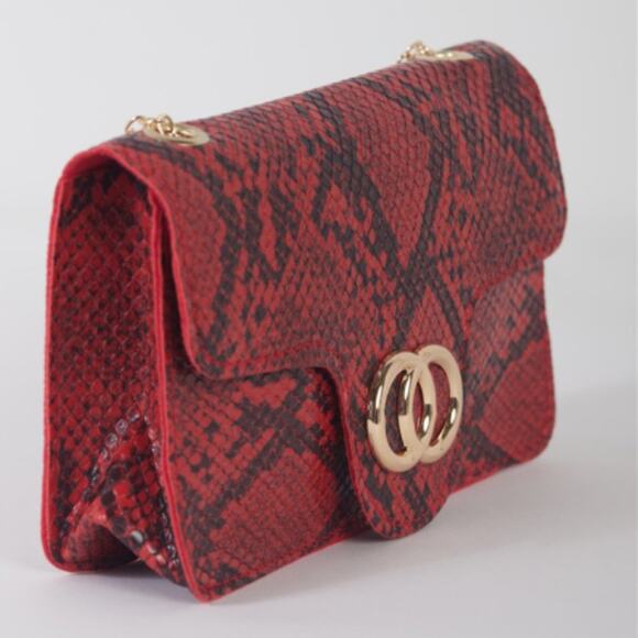 Red Faux Snake Leather Metal Rings Gold Chain Crossbody Bag - Picture 3 of 4